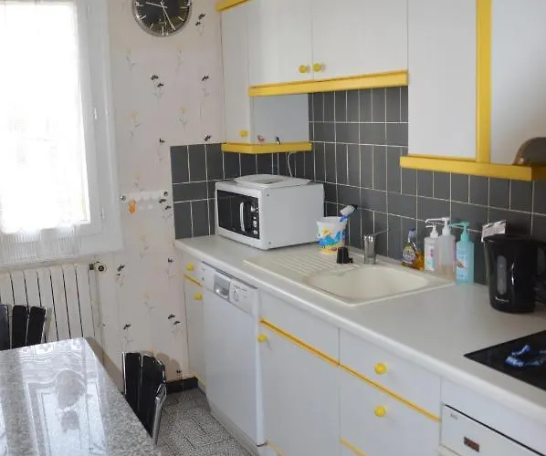 Aux Pieds Des Pyrenees 度假居 Azereix